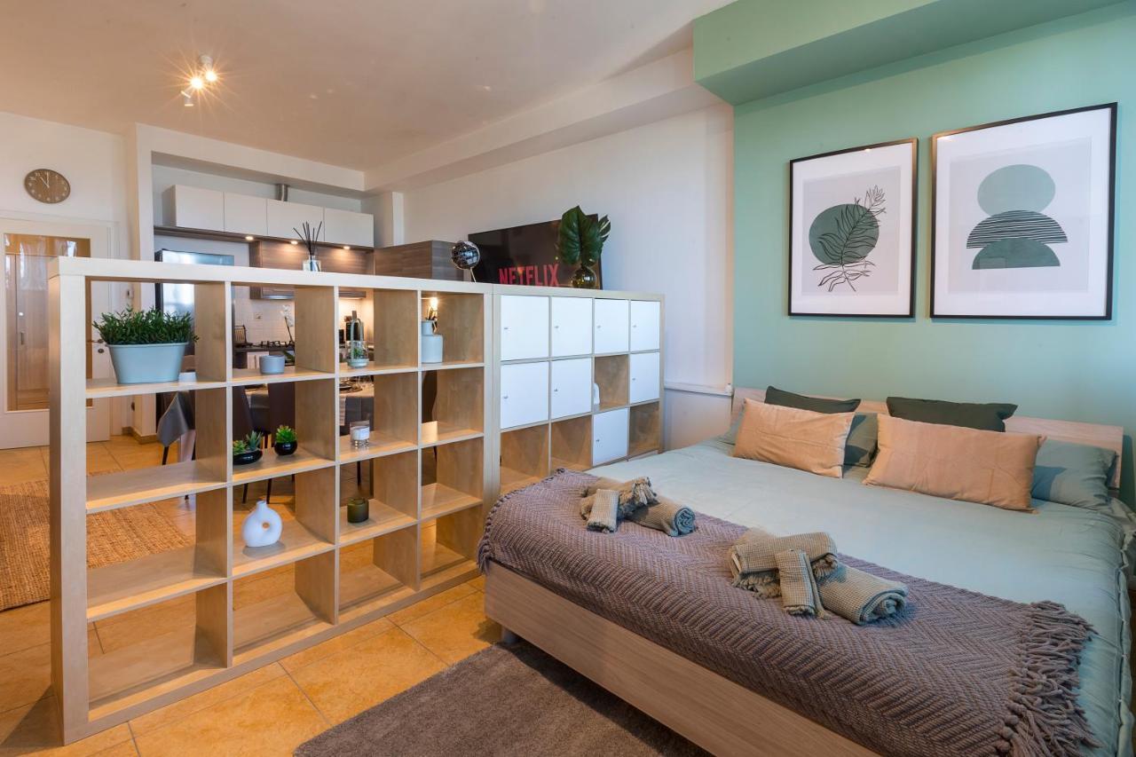 Appartement Cavour Elegante Loft In Centro à Macerata Extérieur photo